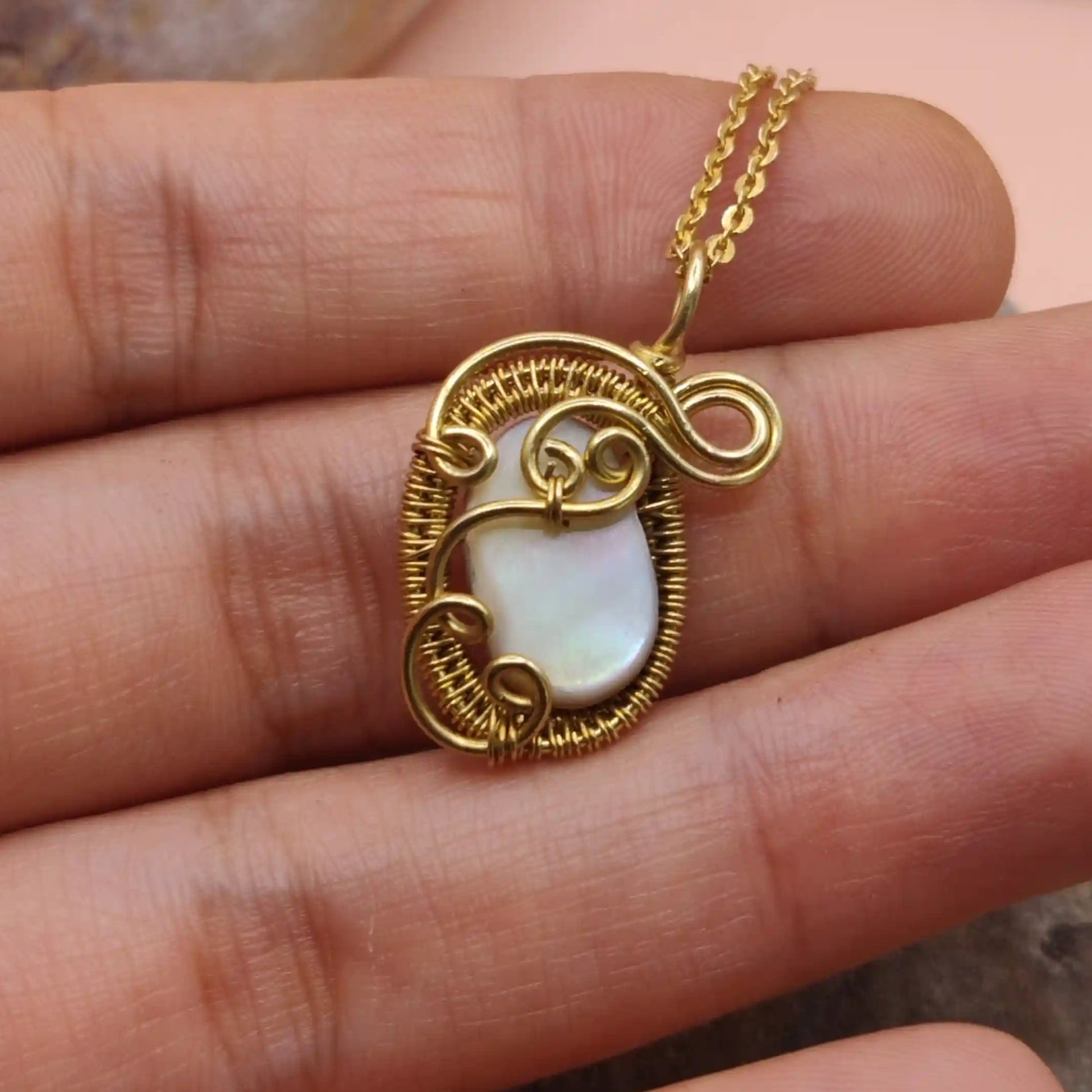Aaradhya mother of pearl pendant 002 made in brass by sanguine aura handcrafted jewellery, India
