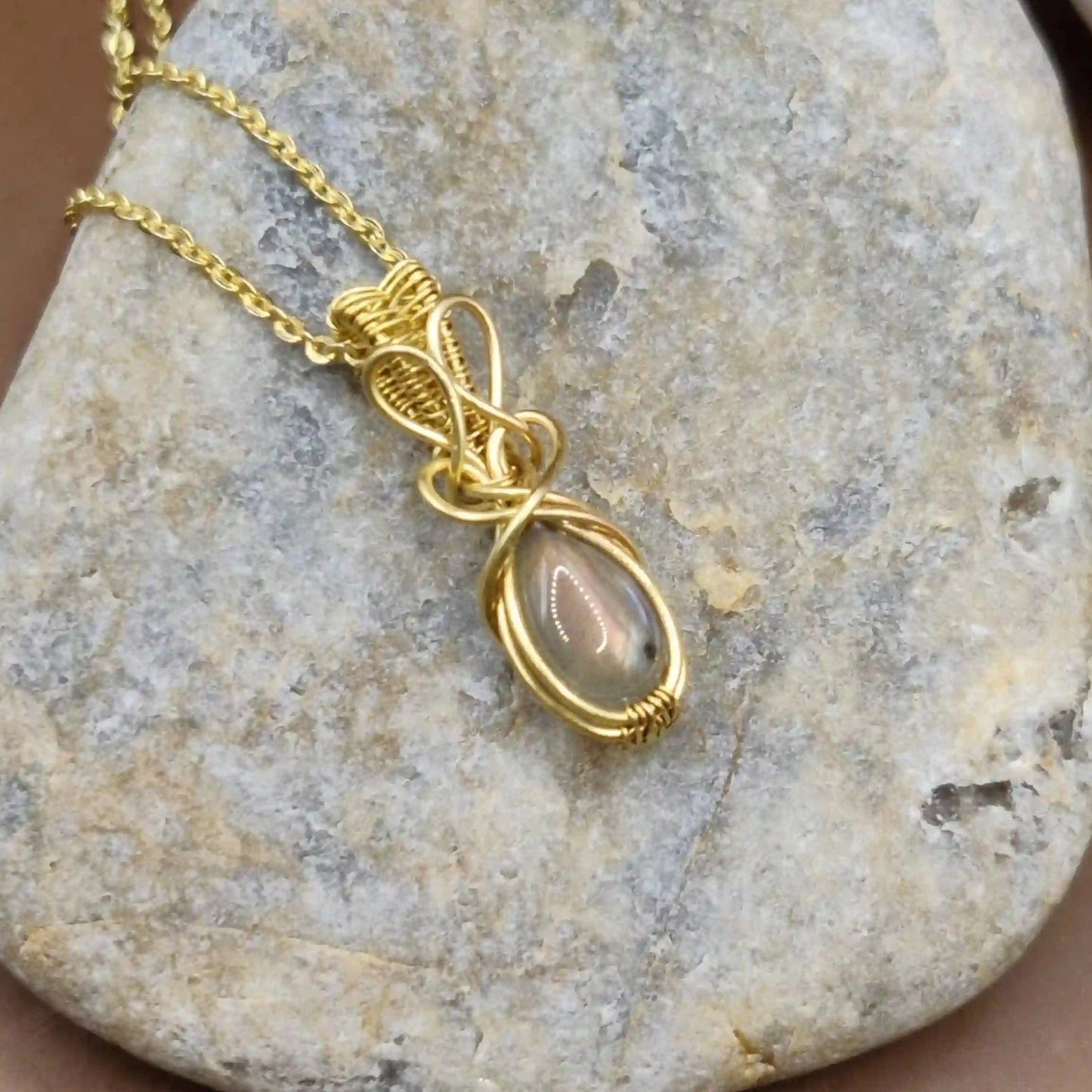 Kiaan - Labradorite Necklace By Sanguine Aura Handcrafted Jewellery