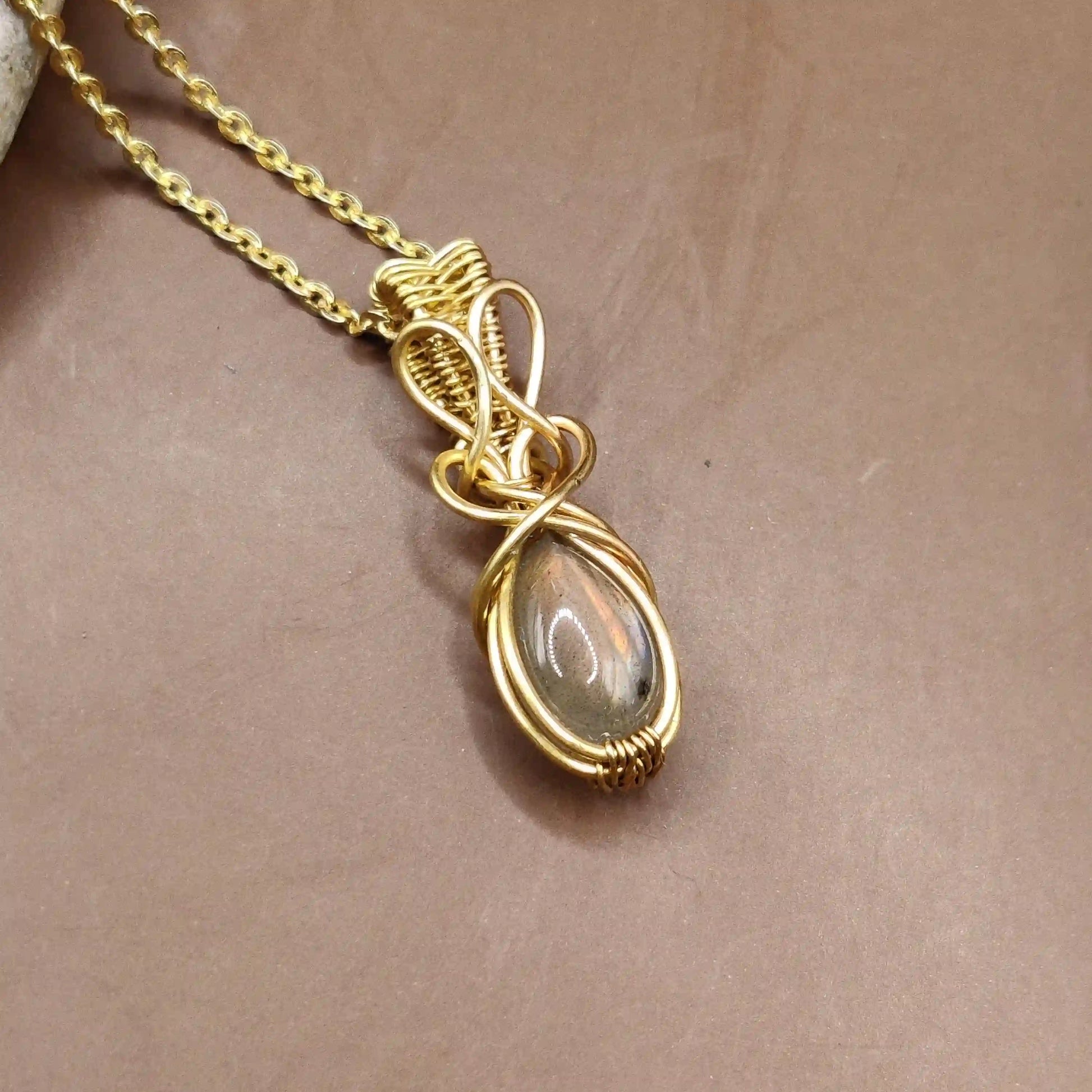 Kiaan - Labradorite Necklace By Sanguine Aura Handcrafted Jewellery