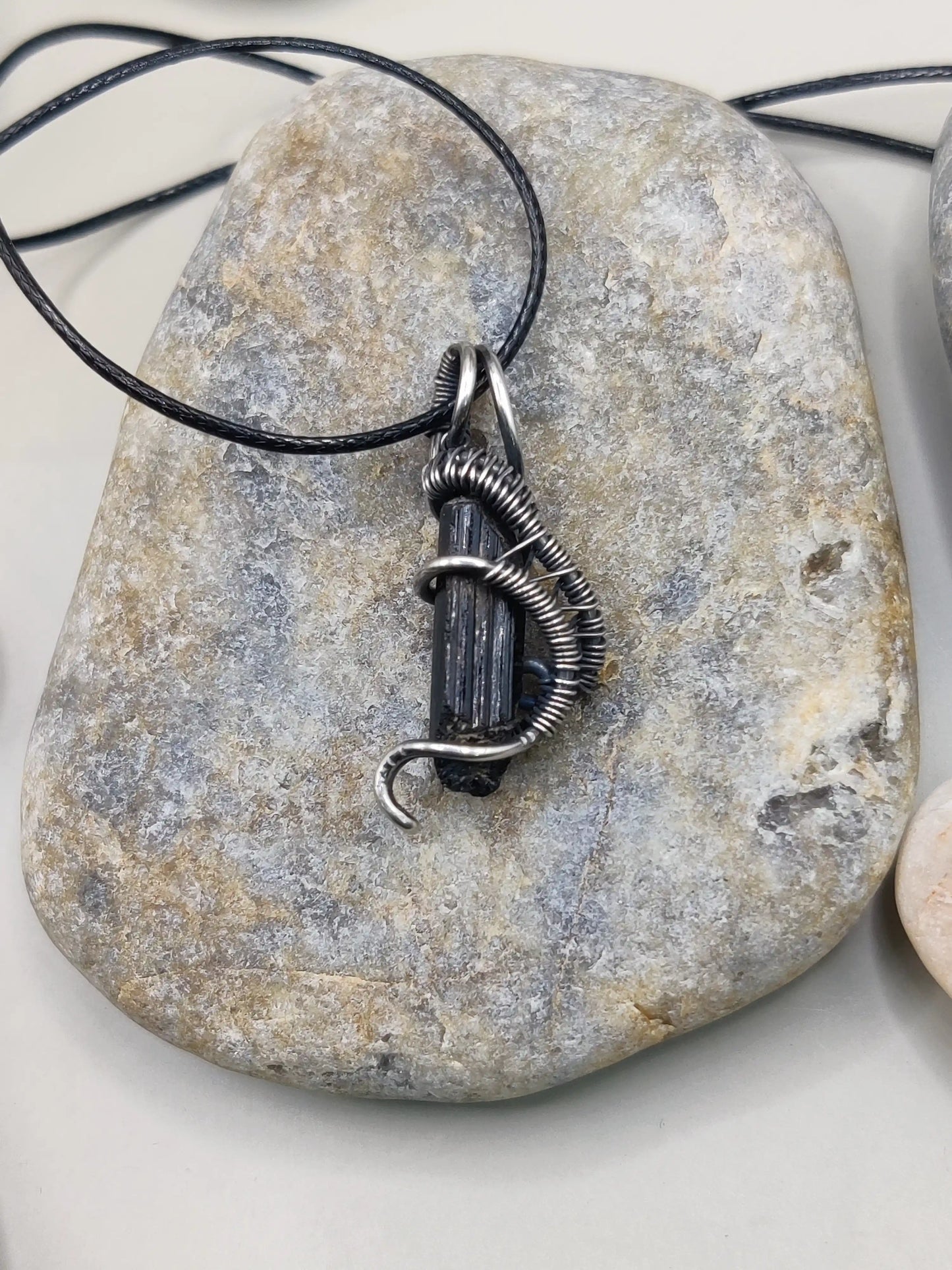 Neil - Raw Black Tourmaline Silver Pendant 001