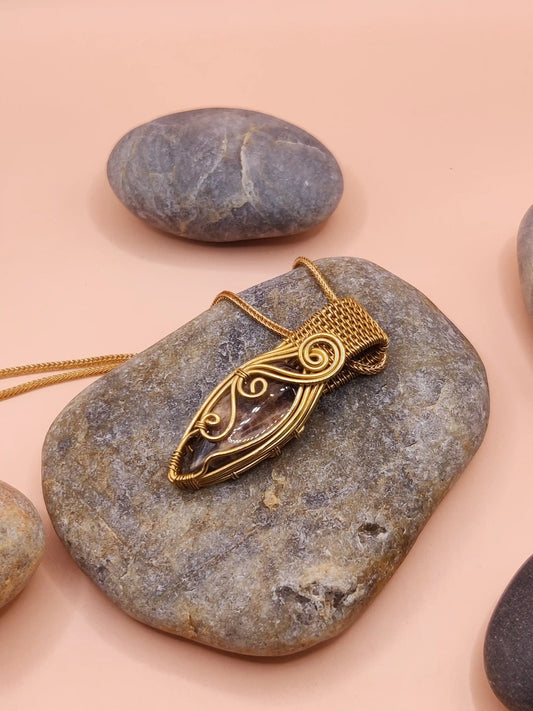 Trisha - Black Peach Moonstone Necklace - 001