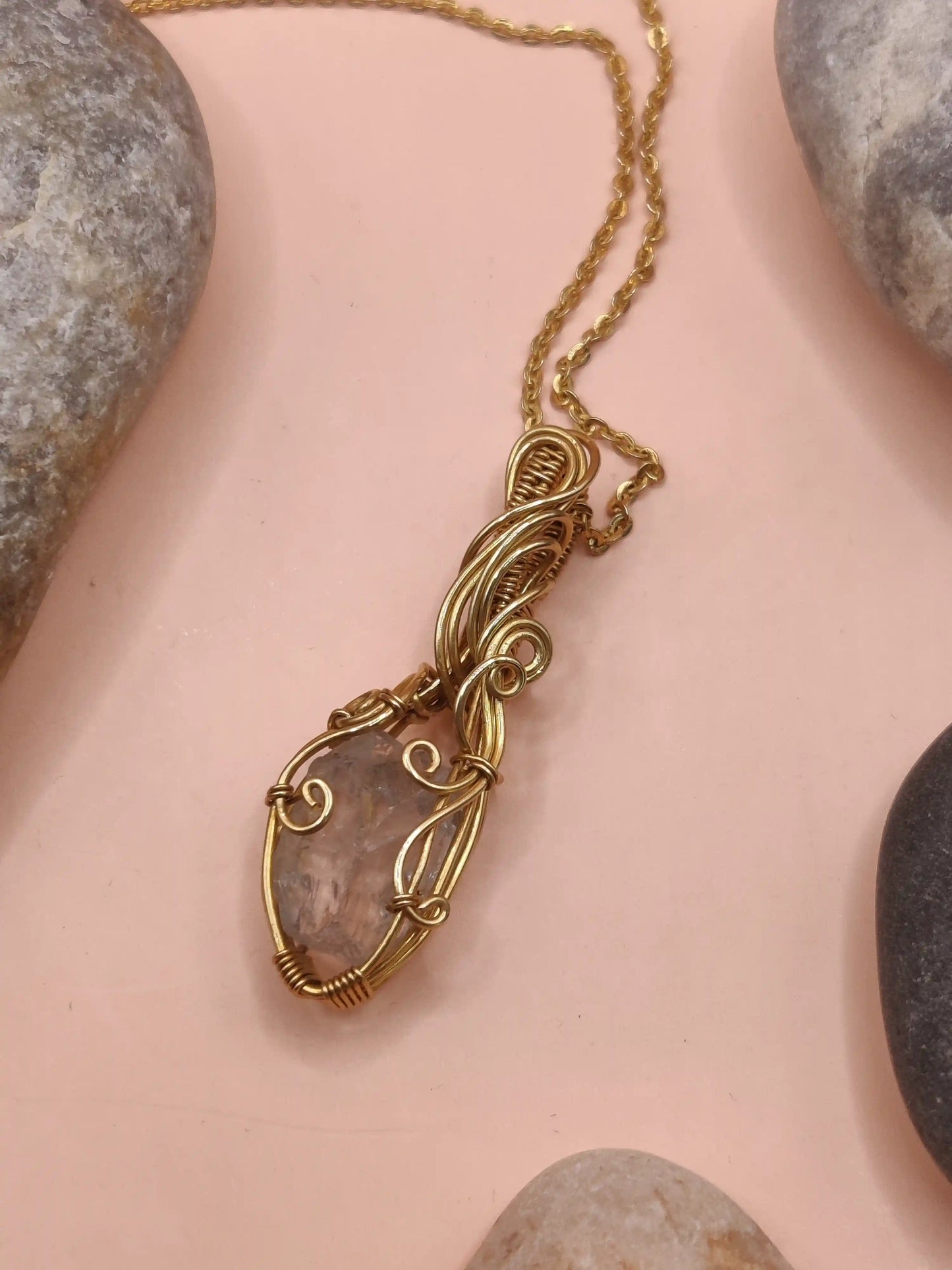Niyati - Raw Prasiolite/Green Amethyst Necklace 001