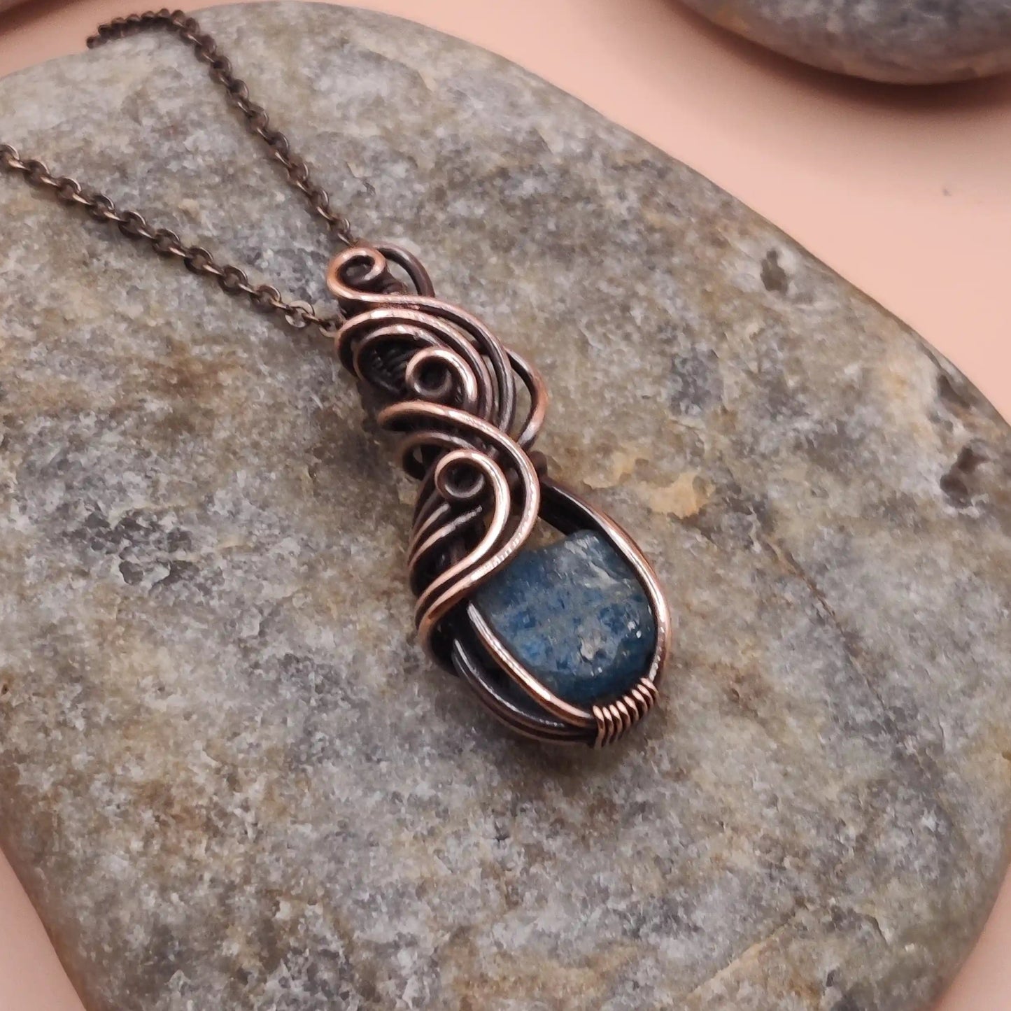 Niyati - Raw Blue Apatite Copper Necklace -003