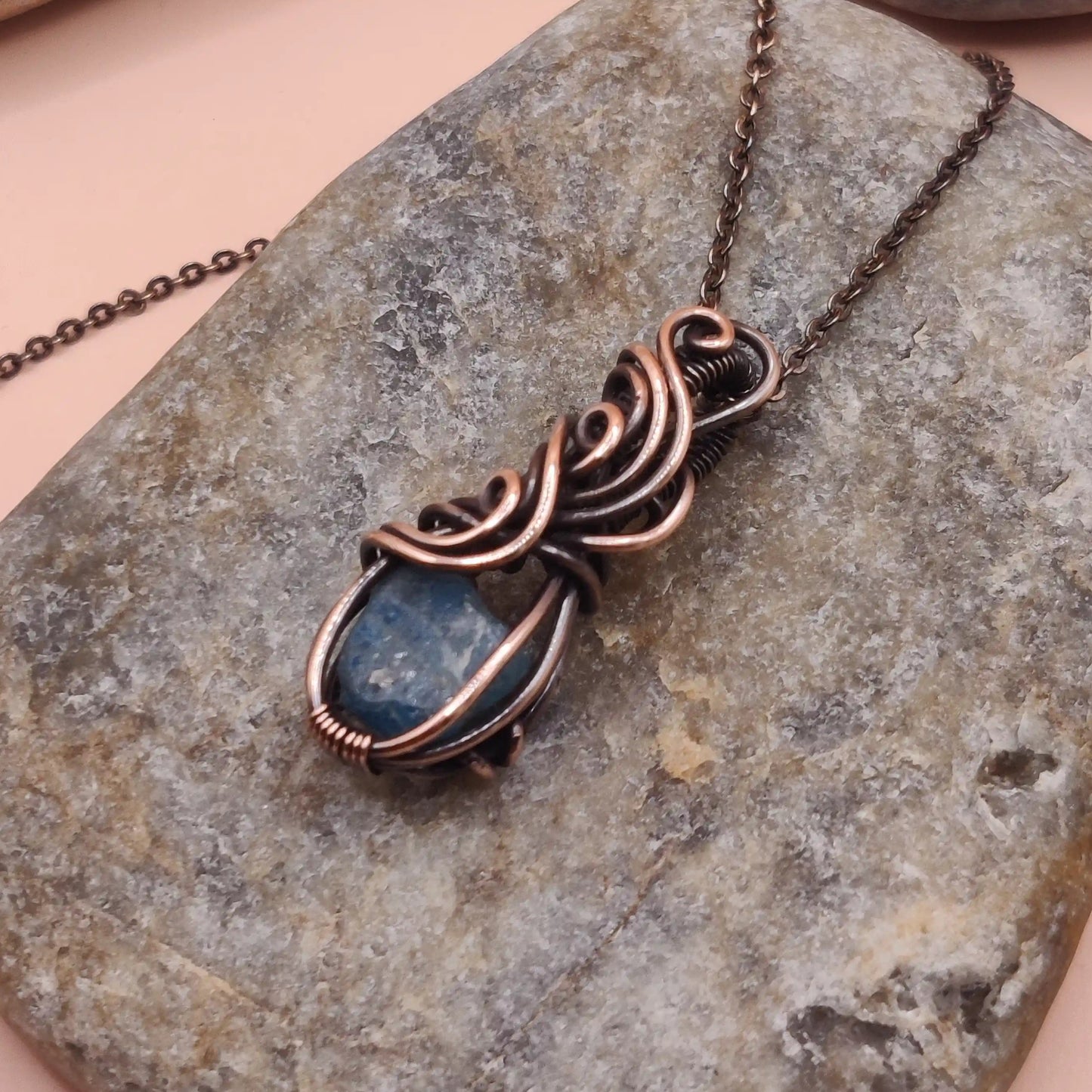 Niyati - Raw Blue Apatite Copper Necklace -003