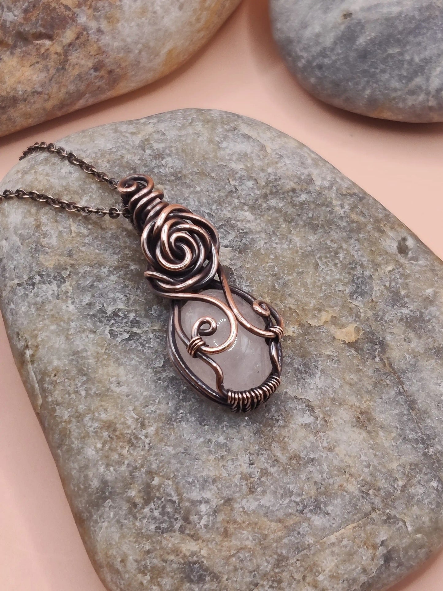 Tanvi - Rose Quartz Necklace 002