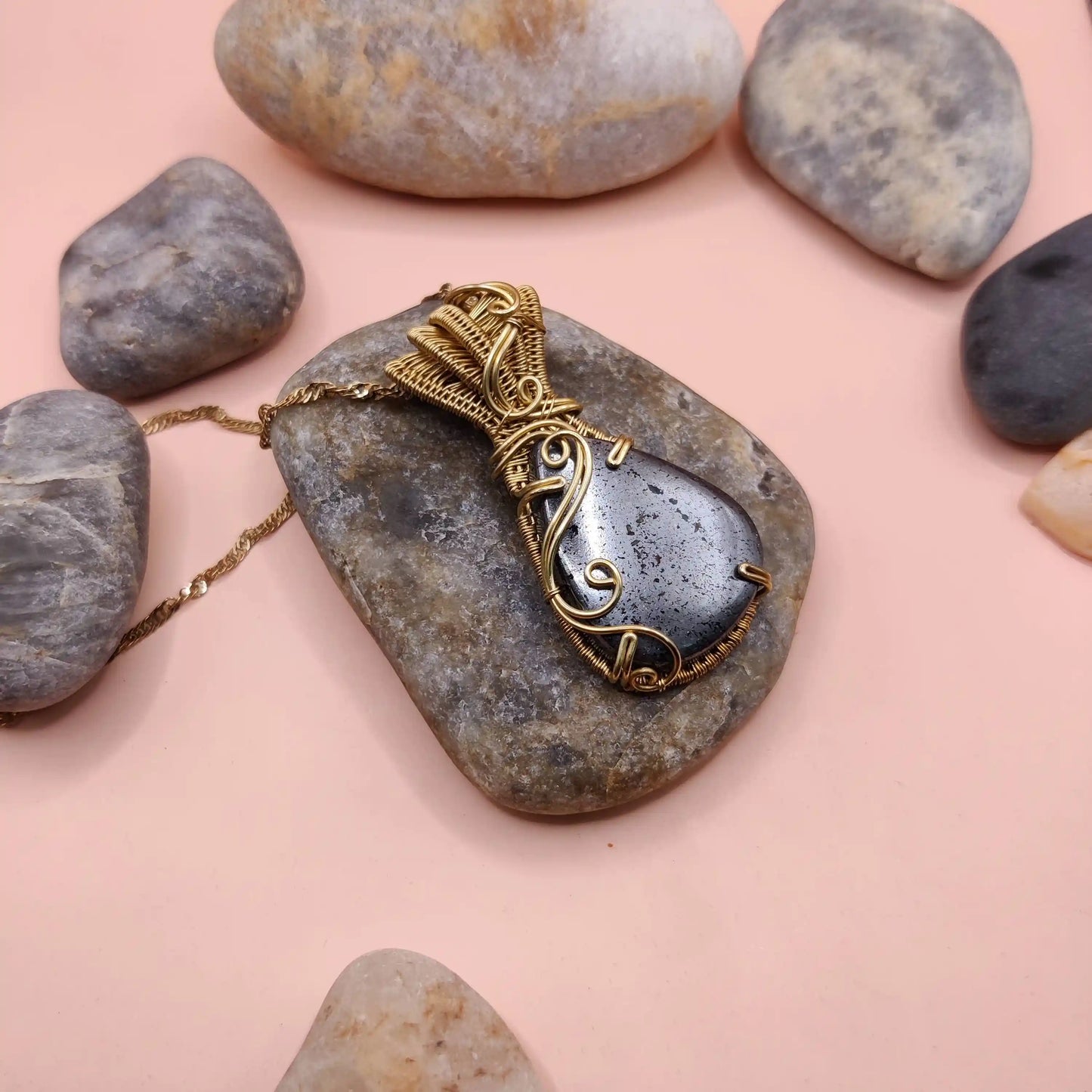 Chaitya - Hematite Necklace In Brass - 001