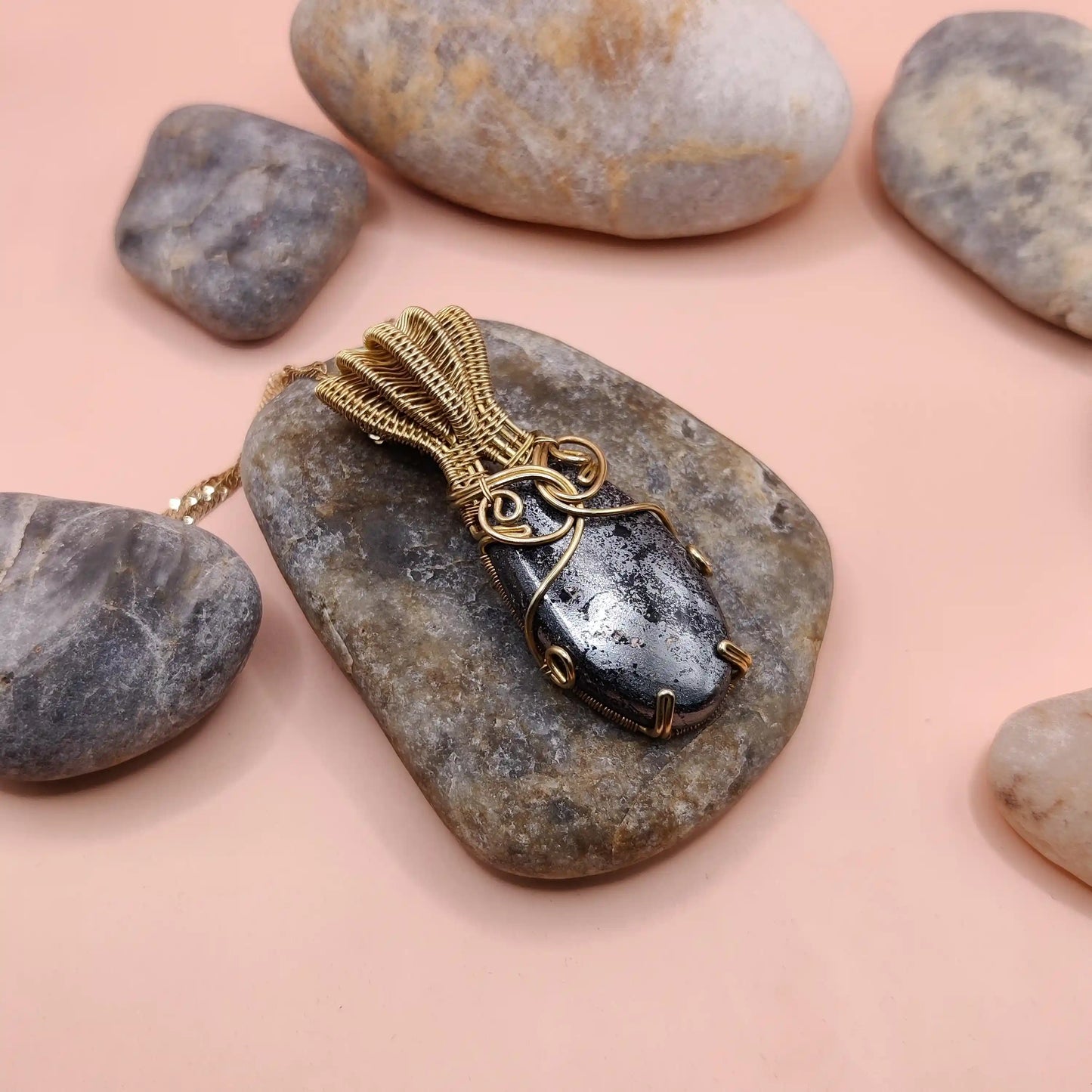 Chaitya - Hematite Necklace In Brass - 003