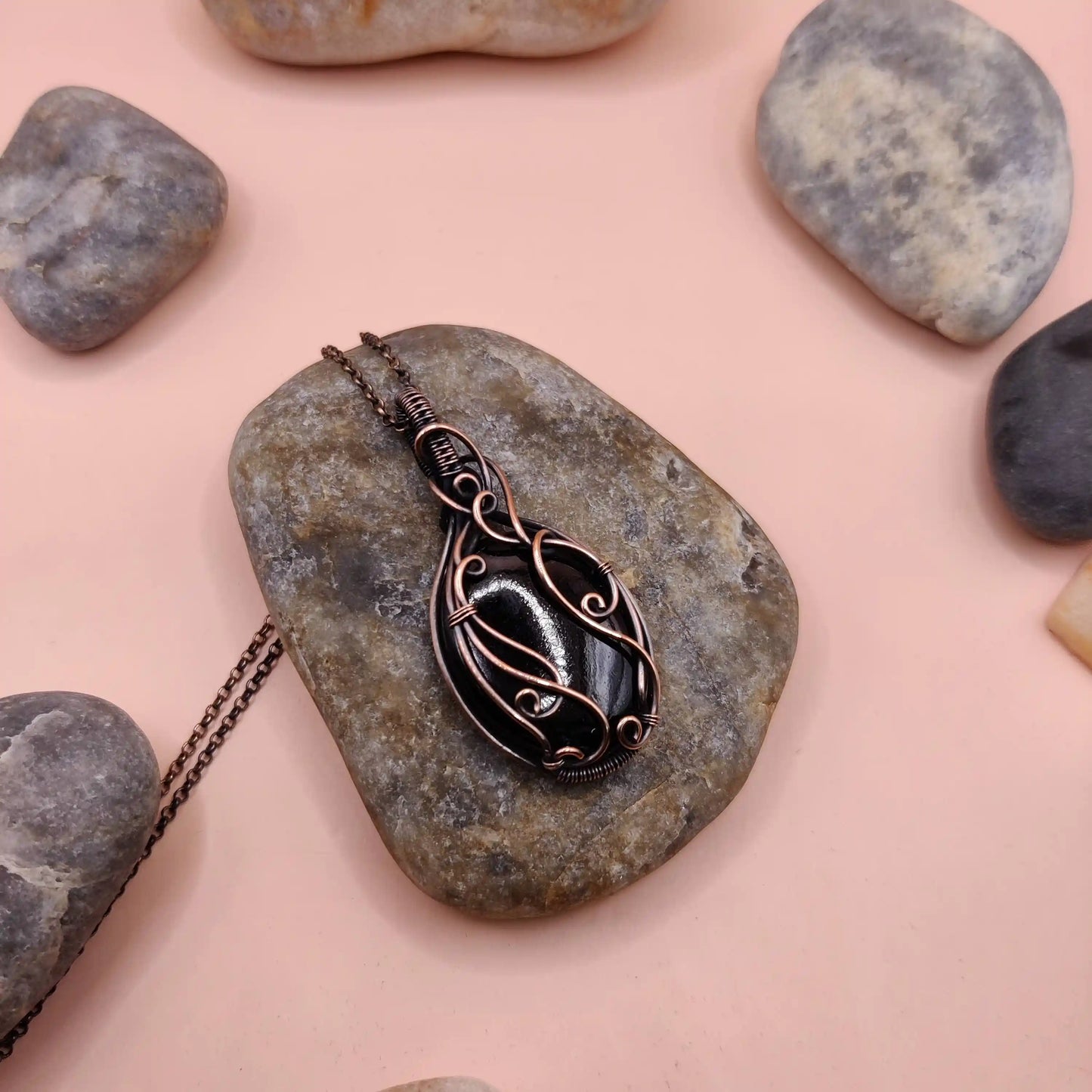 Runi - Black Tourmaline Necklace 001