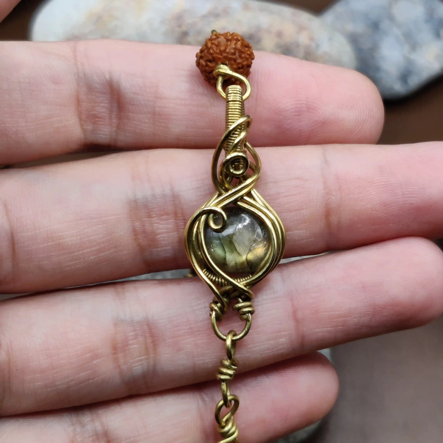 Kamal -Labradorite and Rudraksha Bracelet 004
