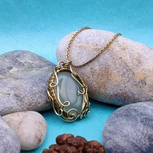 Manovriti Chalcedony Necklace - 002 SA1 By Sanguine Aura Handcrafted Jewellery