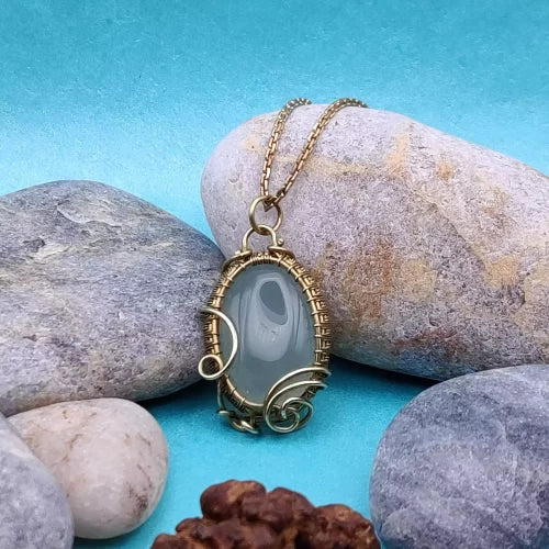 Manovriti Chalcedony Necklace - 005 SA1 By Sanguine Aura Handcrafted Jewellery