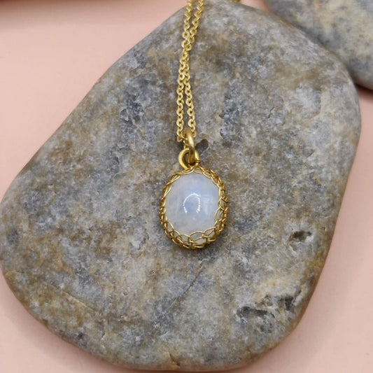 Meera - Rainbow Moonstone Necklace 0010 By Sanguine Aura Handcrafted Jewellery.  Healing Benefits Of Rainbow Moonstone - Calm, Creativity, Intuition.