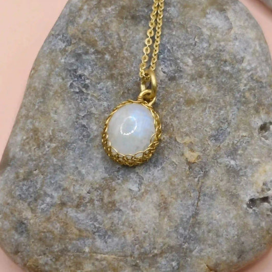 Meera - Rainbow Moonstone Necklace 009 By Sanguine Aura Handcrafted Jewellery.  Healing Benefits Of Rainbow Moonstone - Calm, Creativity, Intuition.