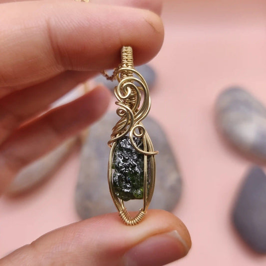 Niyati 001 raw chrome diopside pendant in brass made by sanguine aura, India