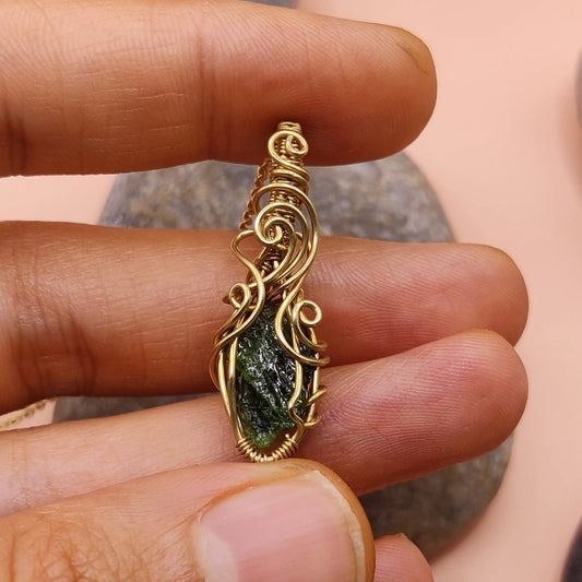 Niyati 005 raw chrome diopside pendant in brass made by sanguine aura, India