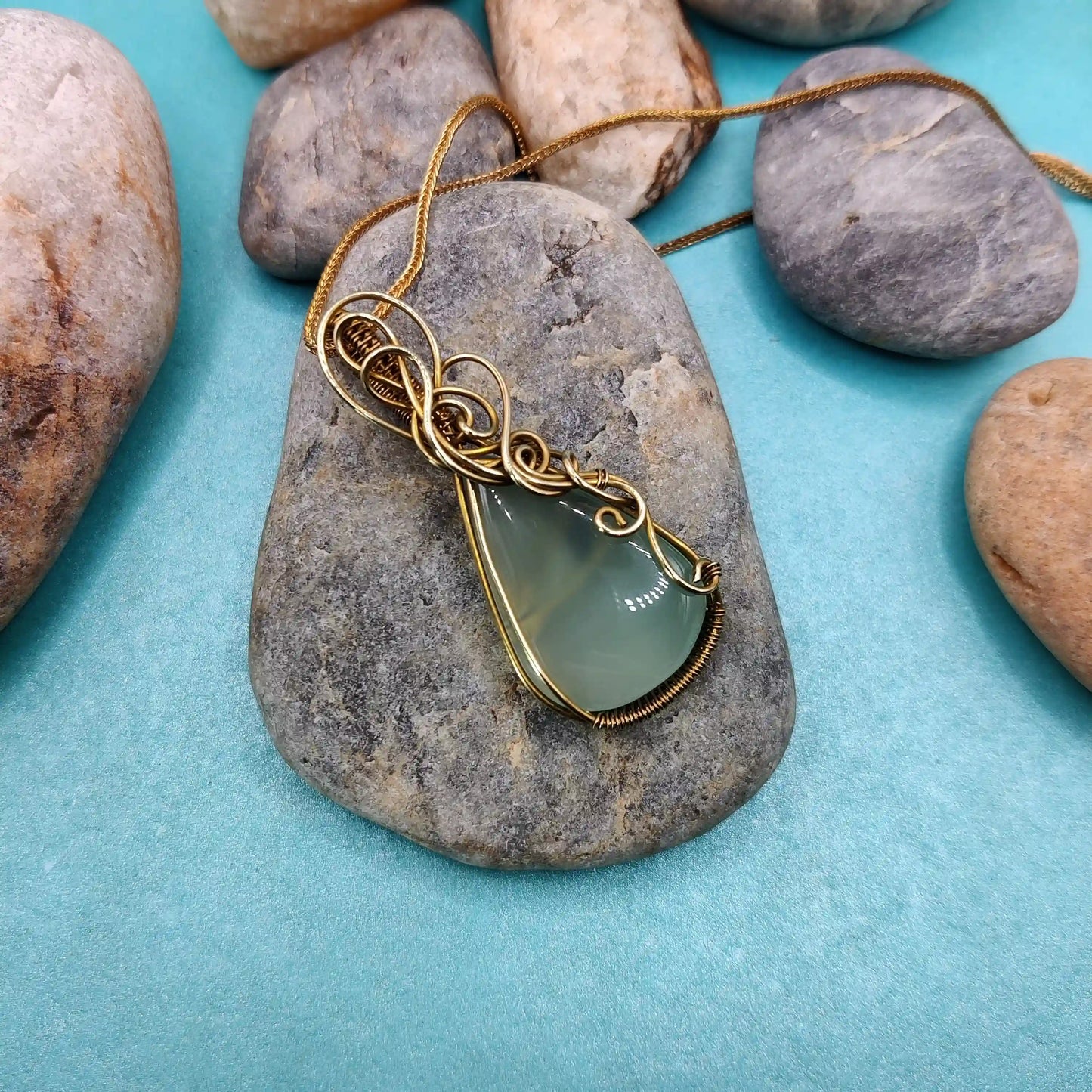 Runi - Chalcedony Necklace 001 SA1 By Sanguine Aura Handcrafted Jewellery