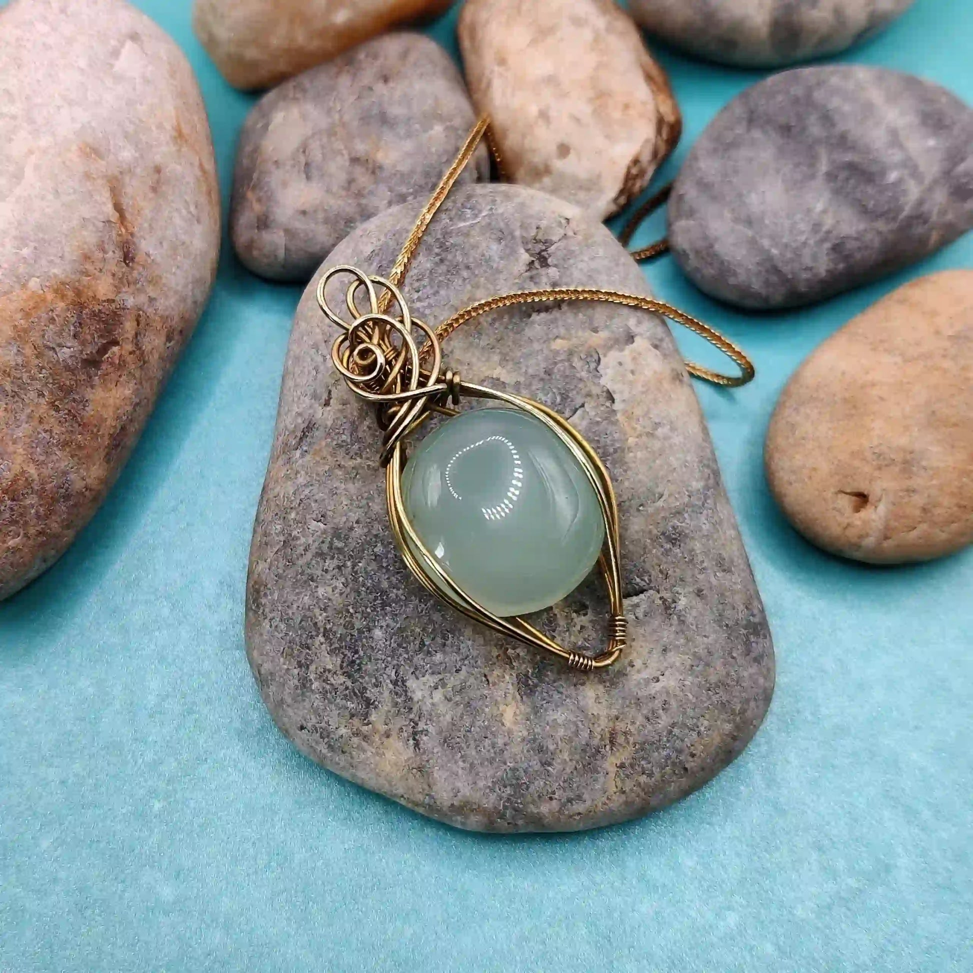 Sahana – Chalcedony Necklace – 003 By Sanguine Aura Handcrafted Jewellery
