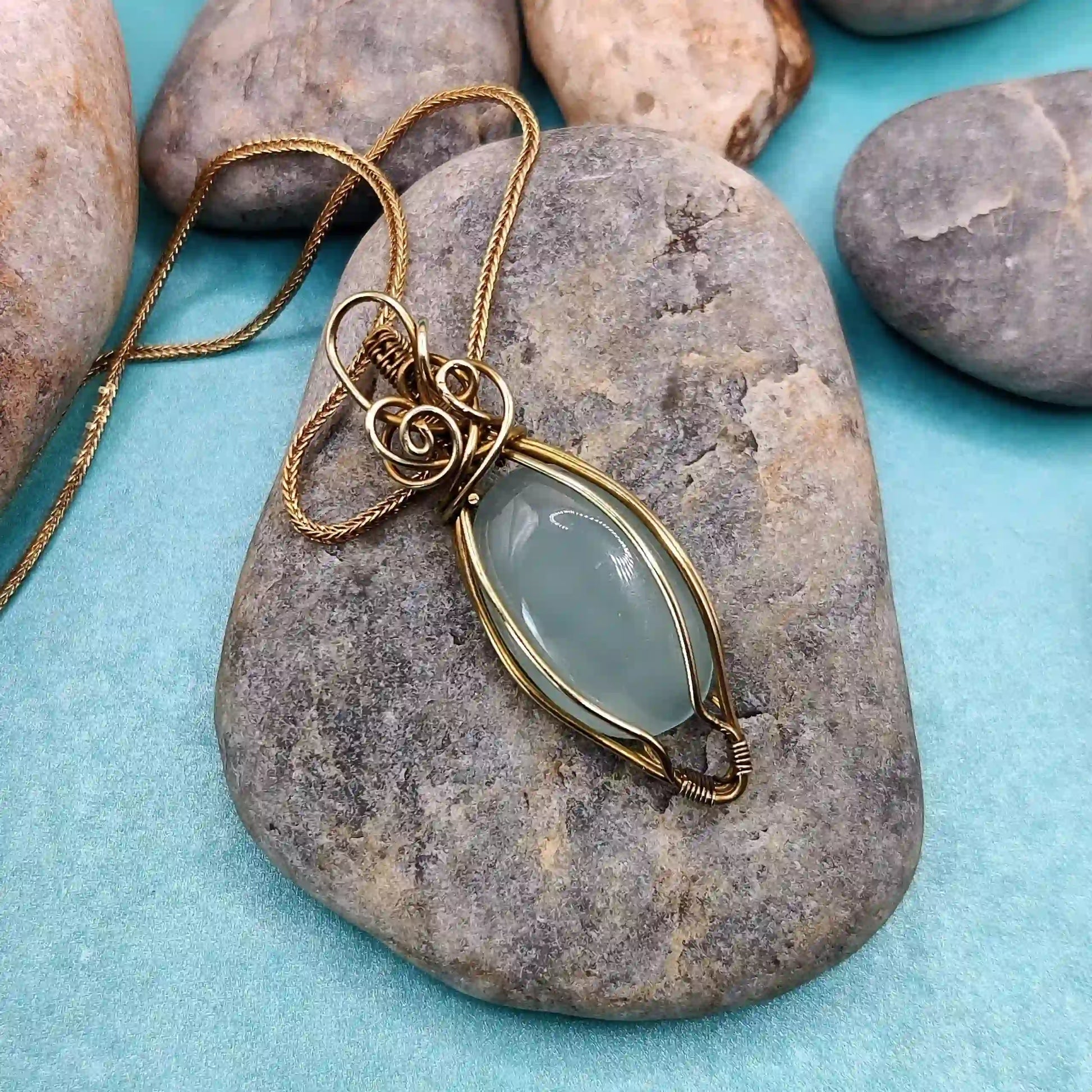 Sahana – Chalcedony Necklace – 004 SA1 By Sanguine Aura Handcrafted Jewellery