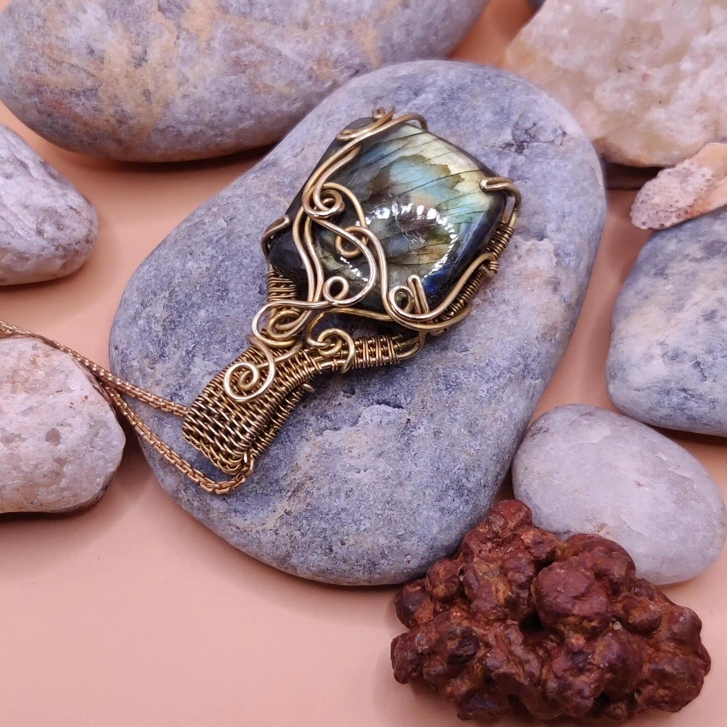 Taara - Labradorite Necklace SA2 By Sanguine Aura Handcrafted Jewellery