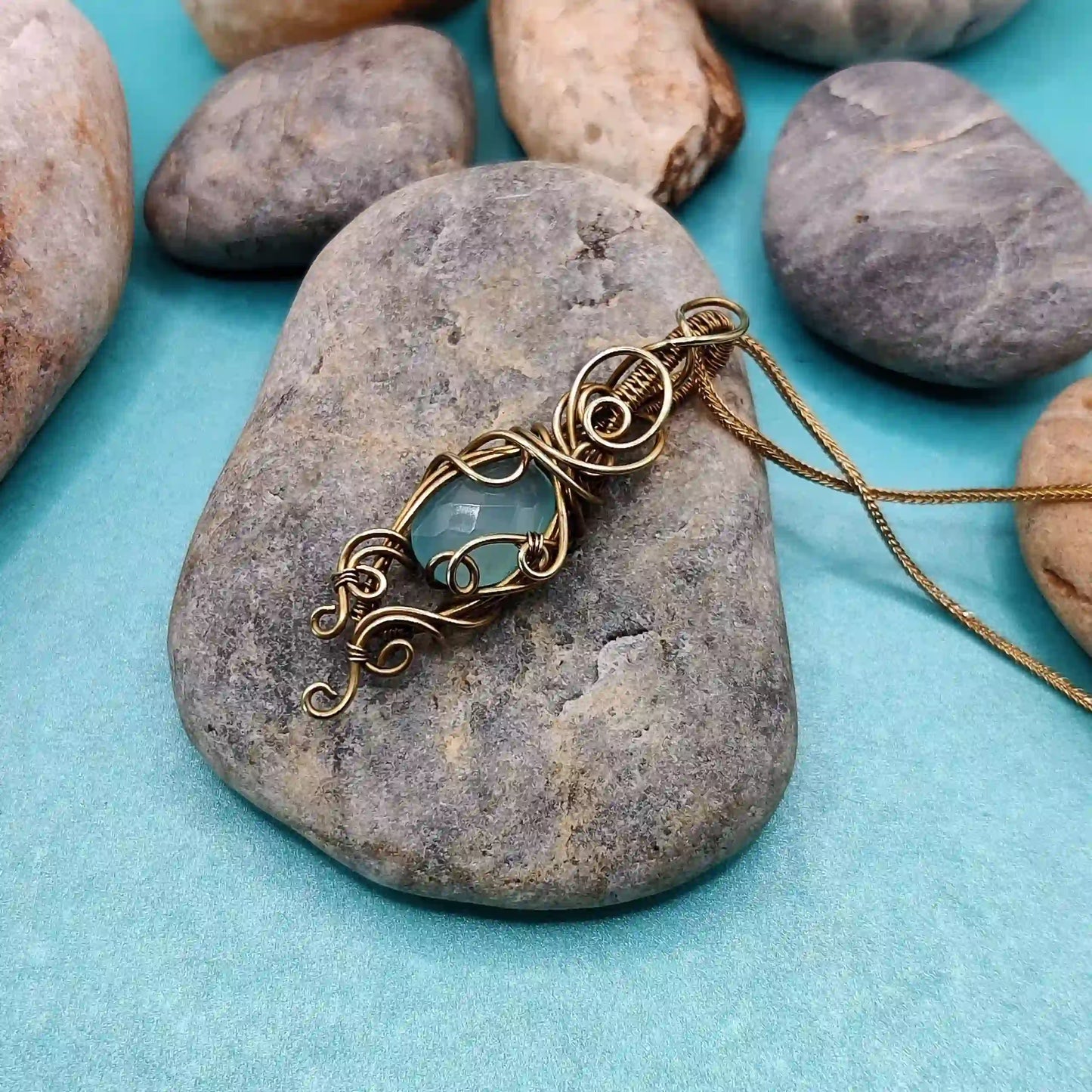 Viti – Chalcedony Necklace – 003 SA1 By Sanguine Aura Handcrafted Jewellery