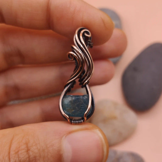 niyati blue apatite pendant in copper 007 made by sanguine aura handcrafted jewellery, India