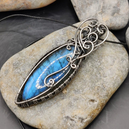 Aaradhya blue flash labradorite silver pendant, proudly made in Bharat by local artisans