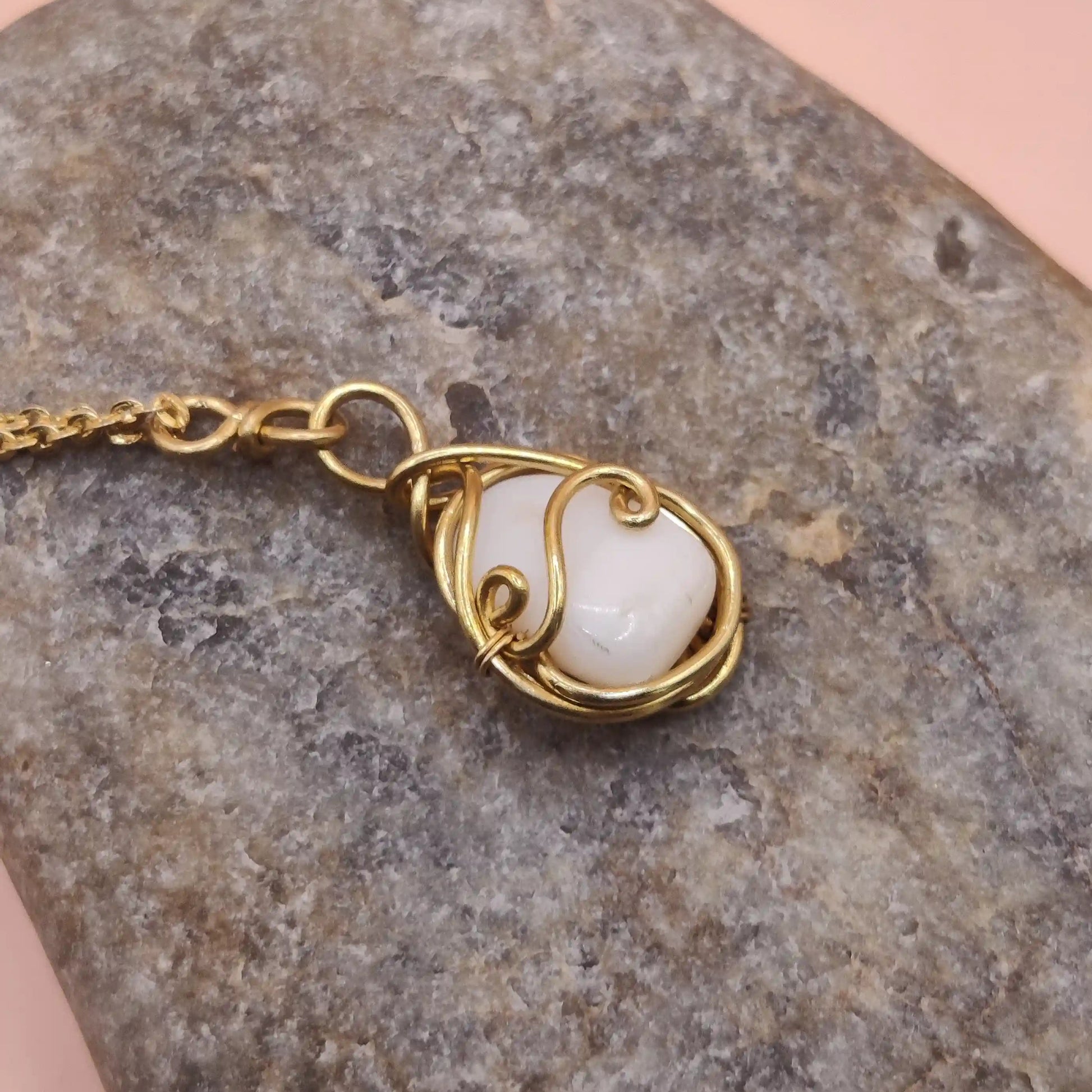 Aaradhya mother of pearl pendant 001 made with brass by sanguine aura handcrafted jewellery