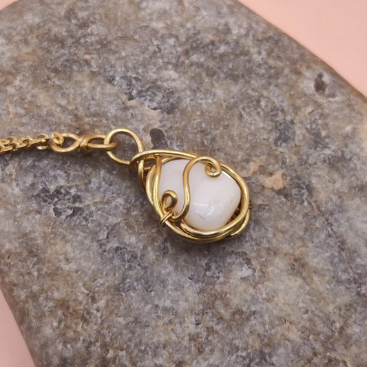 Aaradhya mother of pearl pendant 001 made with brass by sanguine aura handcrafted jewellery