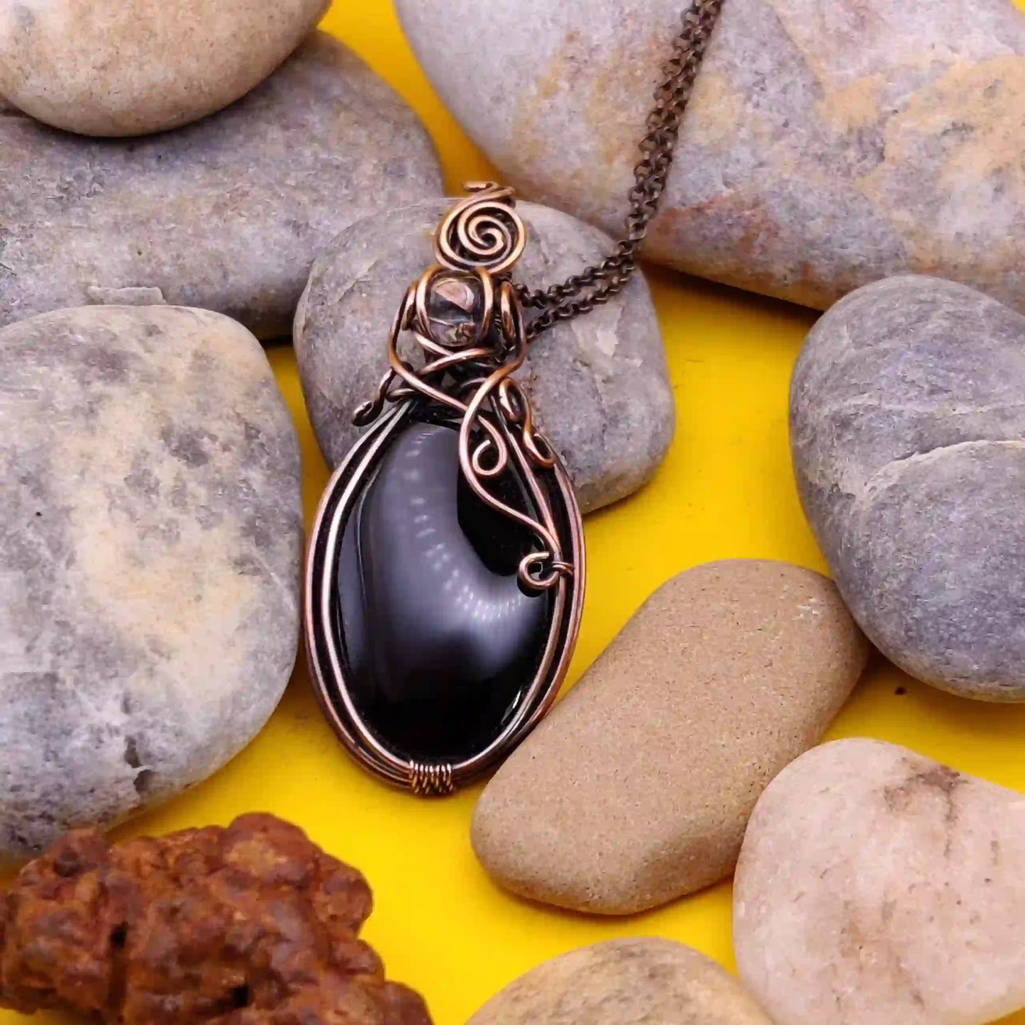 Chaitali-_Golden_Rutilated_Quartz_And_Black_Onyx_Necklace_SA1 By Sanguine Aura Handcrafted Jewellery