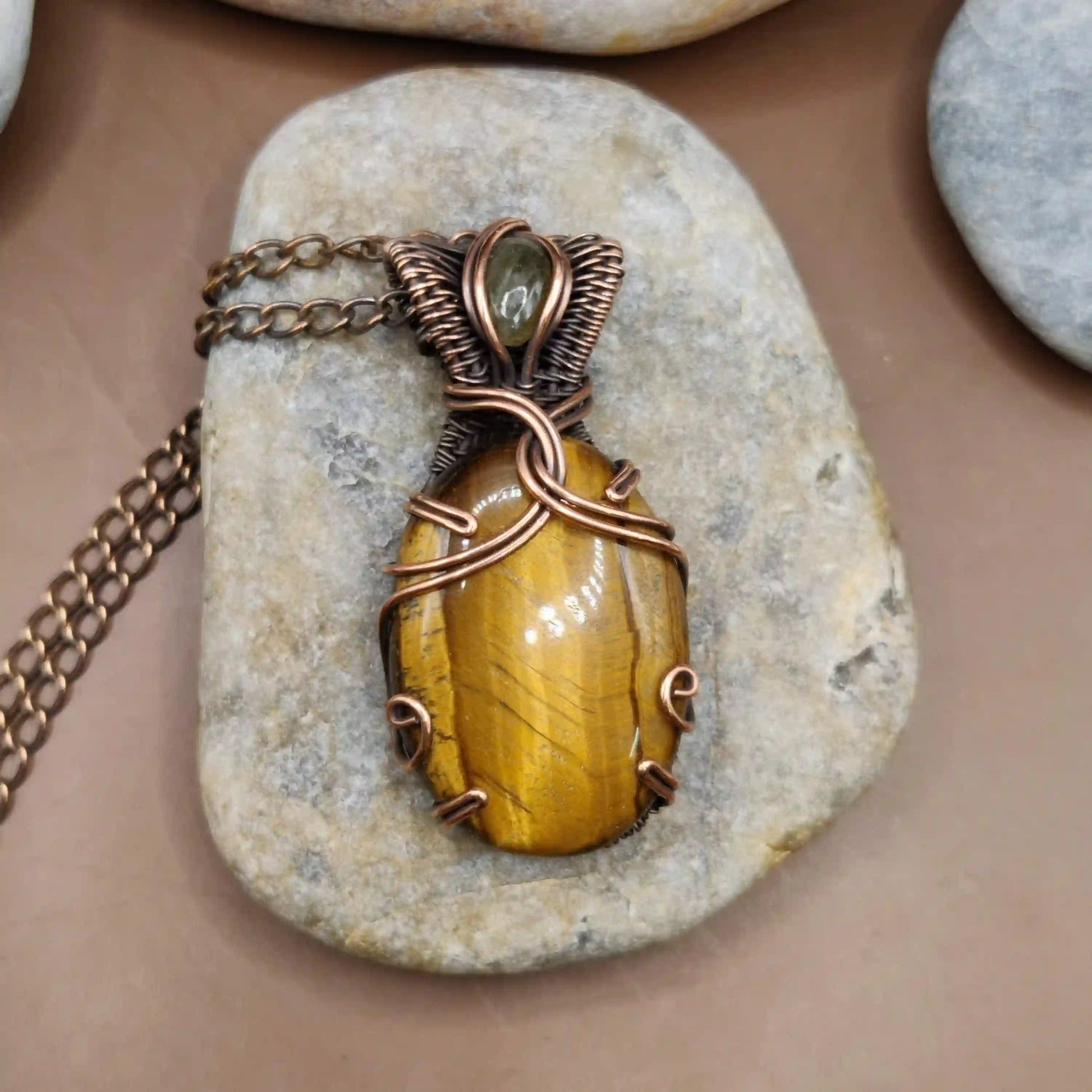 Daiva - Tiger's Eye and Labradorite Necklace By Sanguine Aura Handcrafted Jewellery.  Healing Benefits of Tiger's Eye and Labradorite - Grounded vision, transformation, shield negativity.