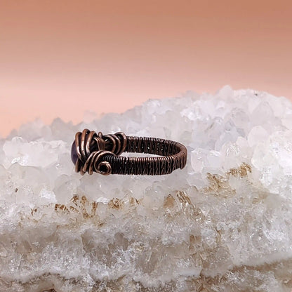 Nirvi - Amethyst Ring