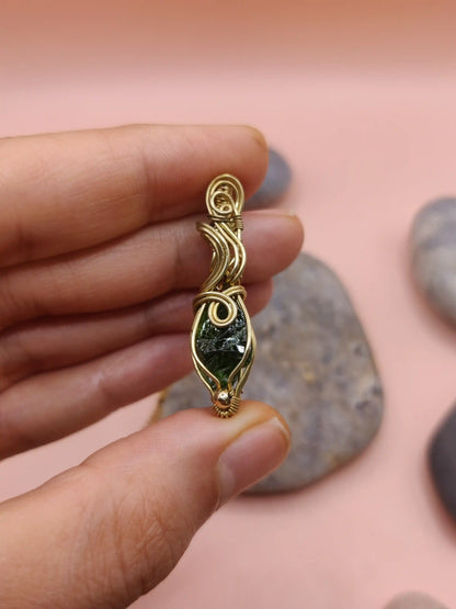 Niyati - Raw Chrome Diopside Necklace 004