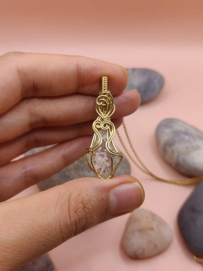 Niyati - Raw Prasiolite/Green Amethyst Necklace 005