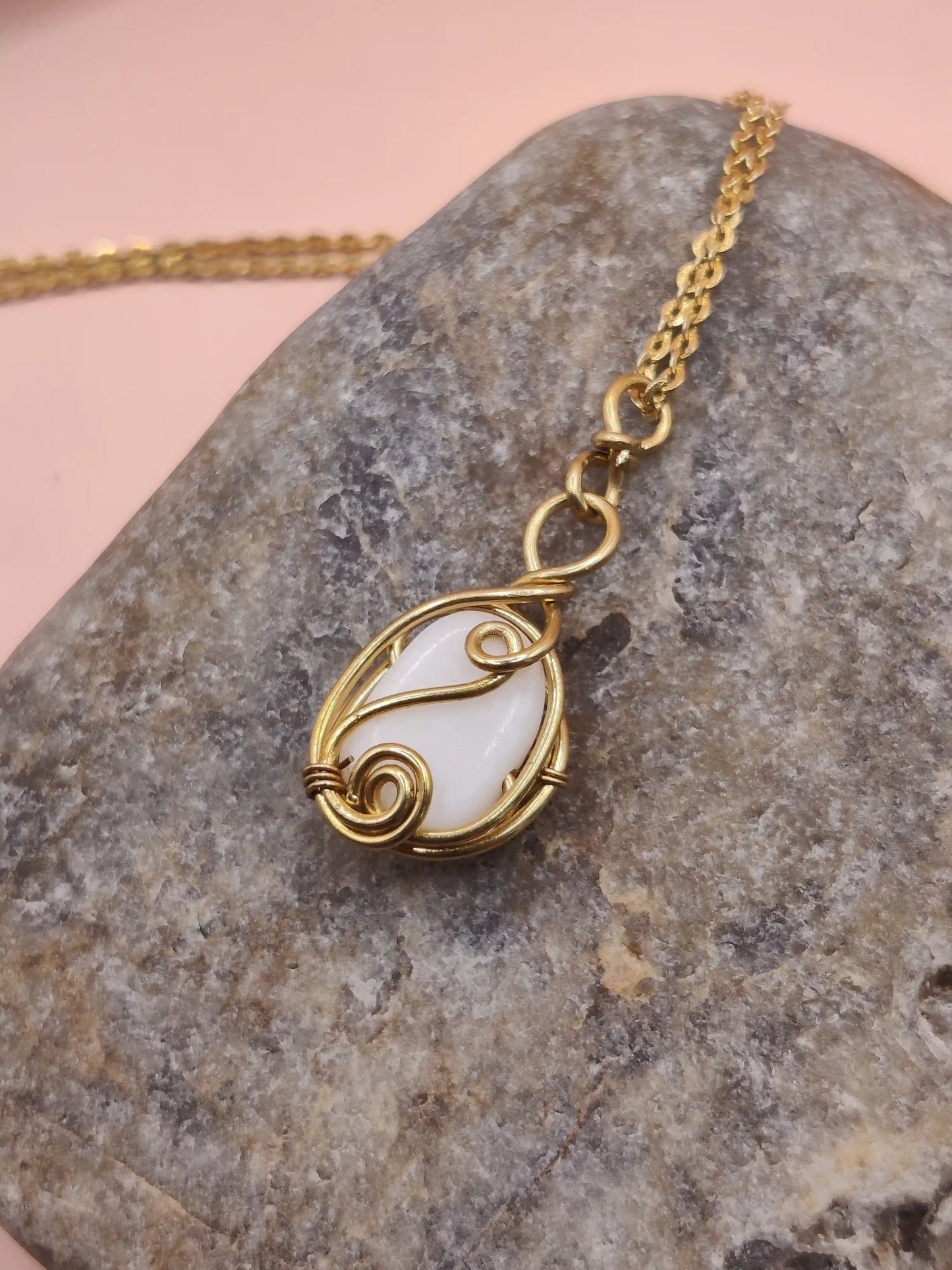 Aaradhya - Mother of Pearl Necklace 001