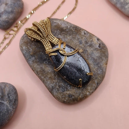 Chaitya - Hematite Necklace In Brass - 004