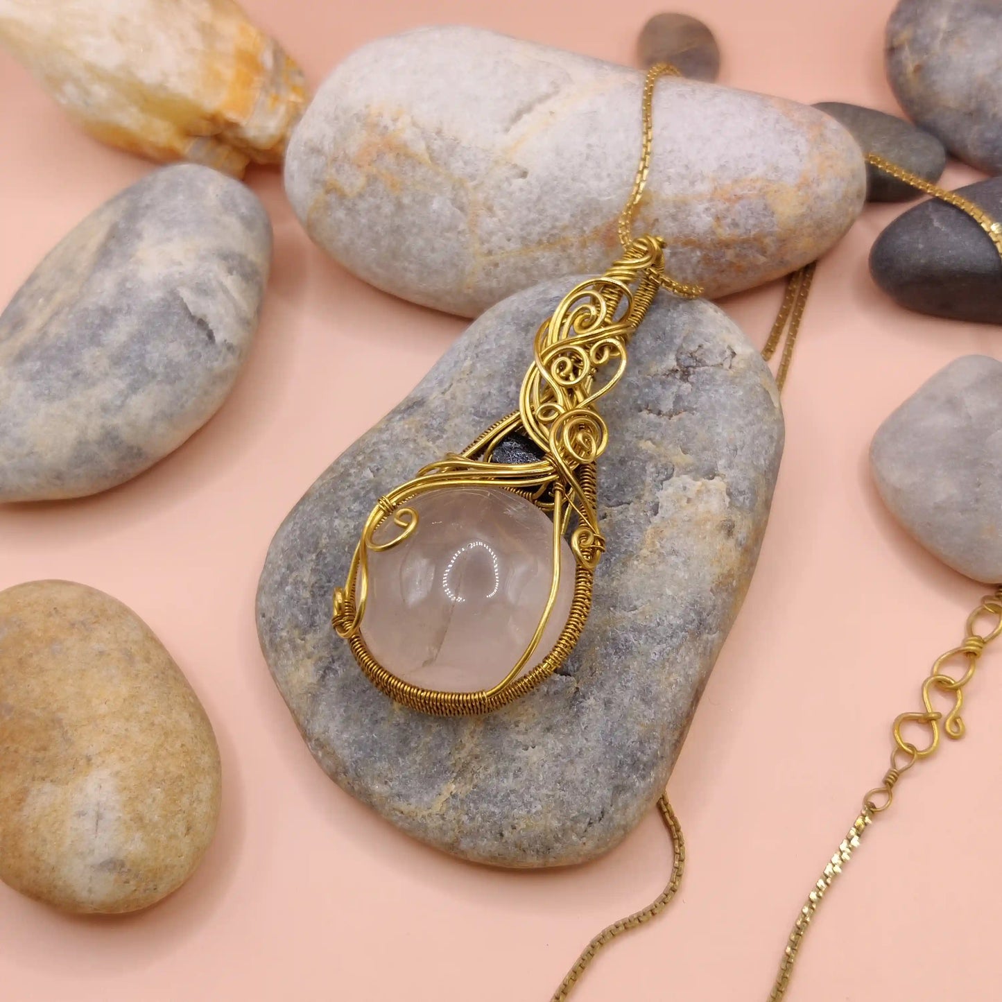 Mahesha - Rose Quartz & Raw Black Tourmaline Necklace 001