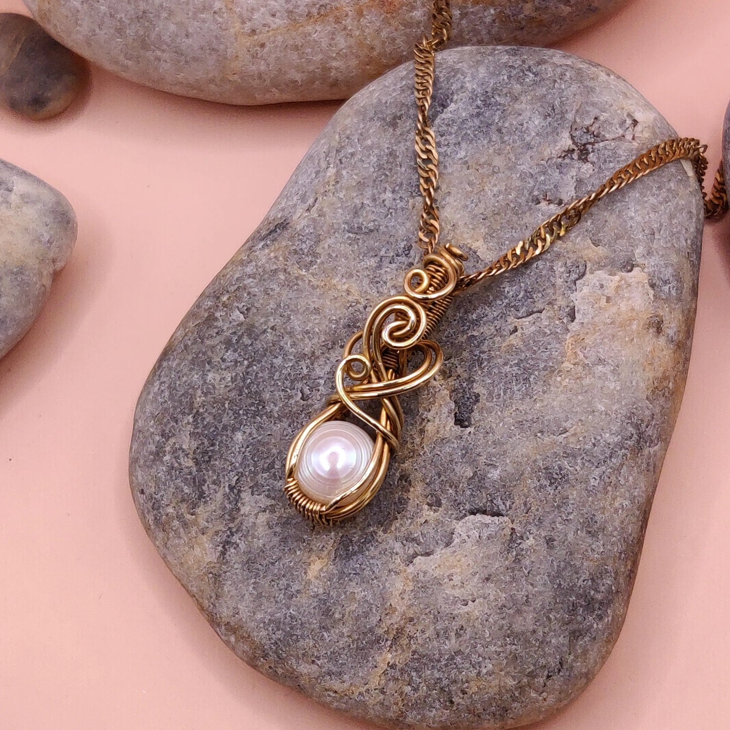 Indu - Pearl Necklace in Brass