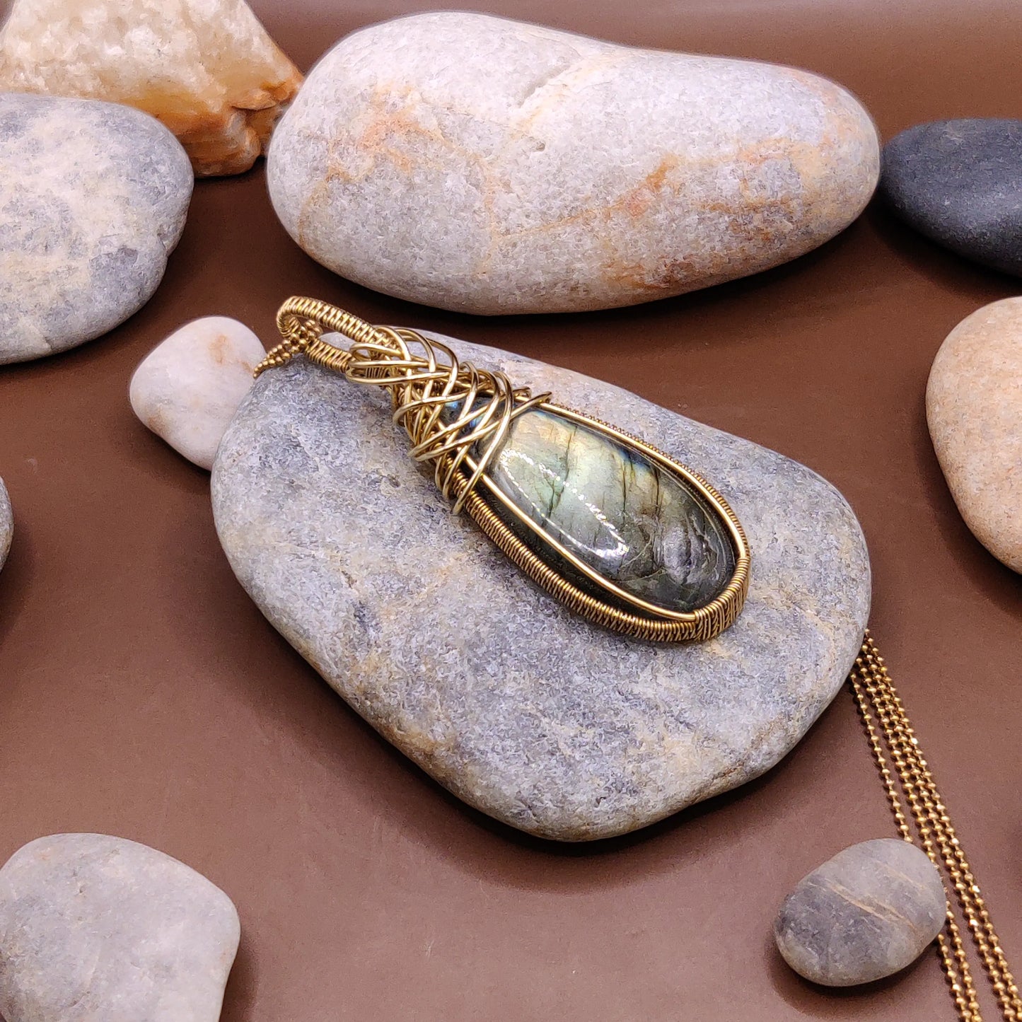Prisha - Labradorite Necklace 001