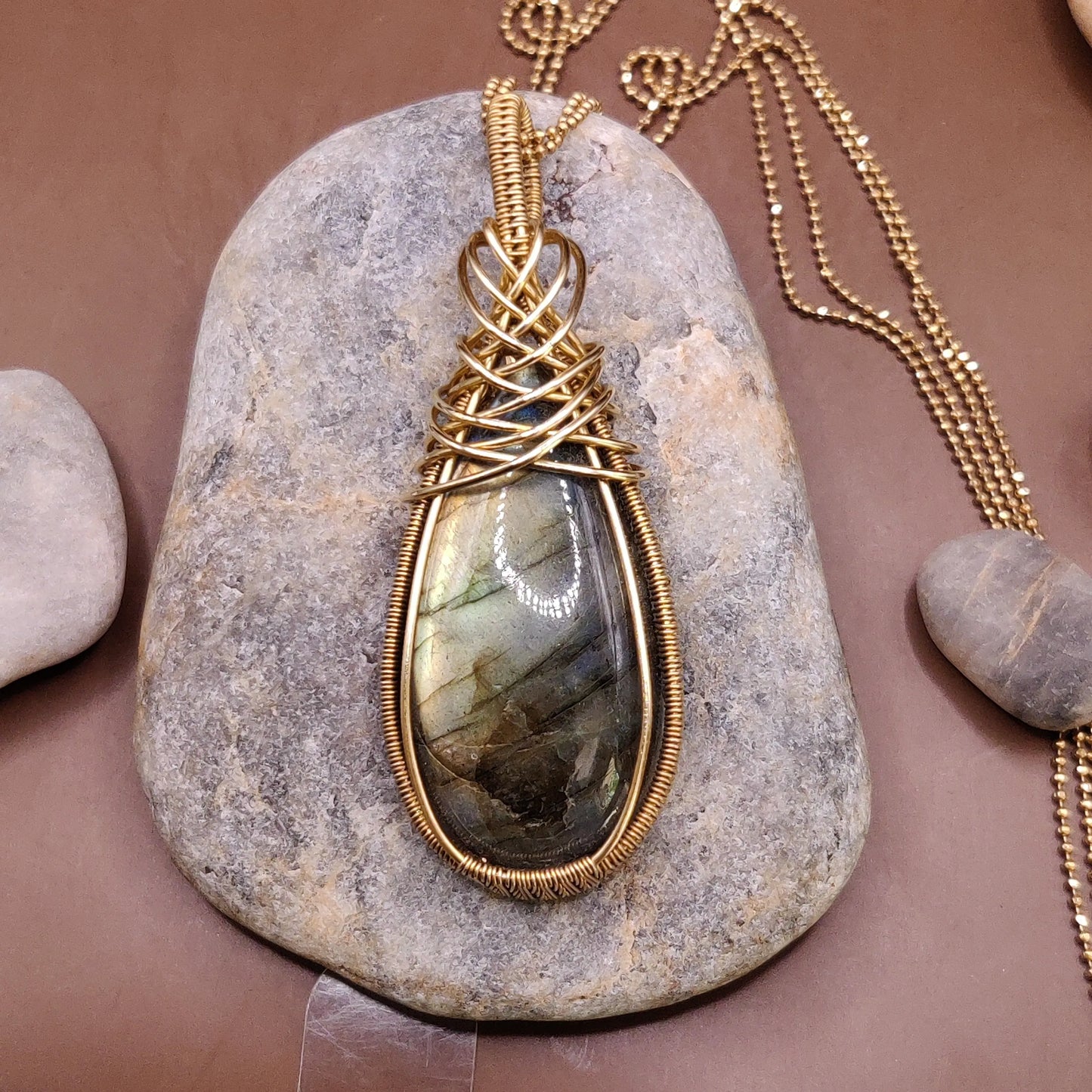 Prisha - Labradorite Necklace 001
