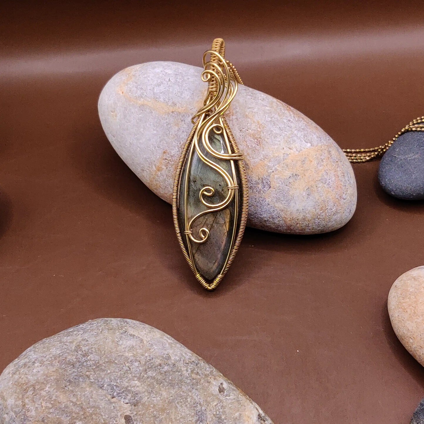Prisha - Labradorite Necklace 005