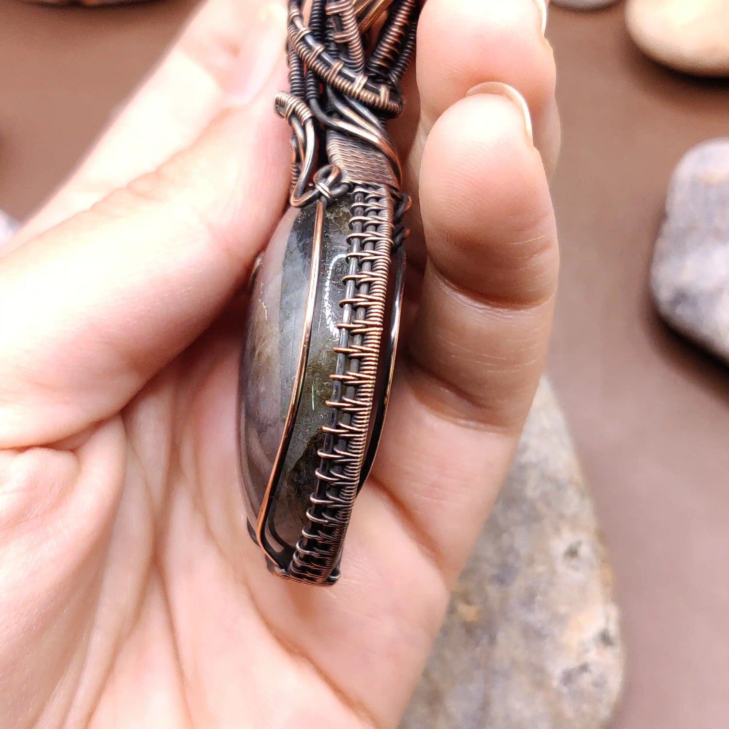 Aadhya - Blue Labradorite Copper Hasli Necklace