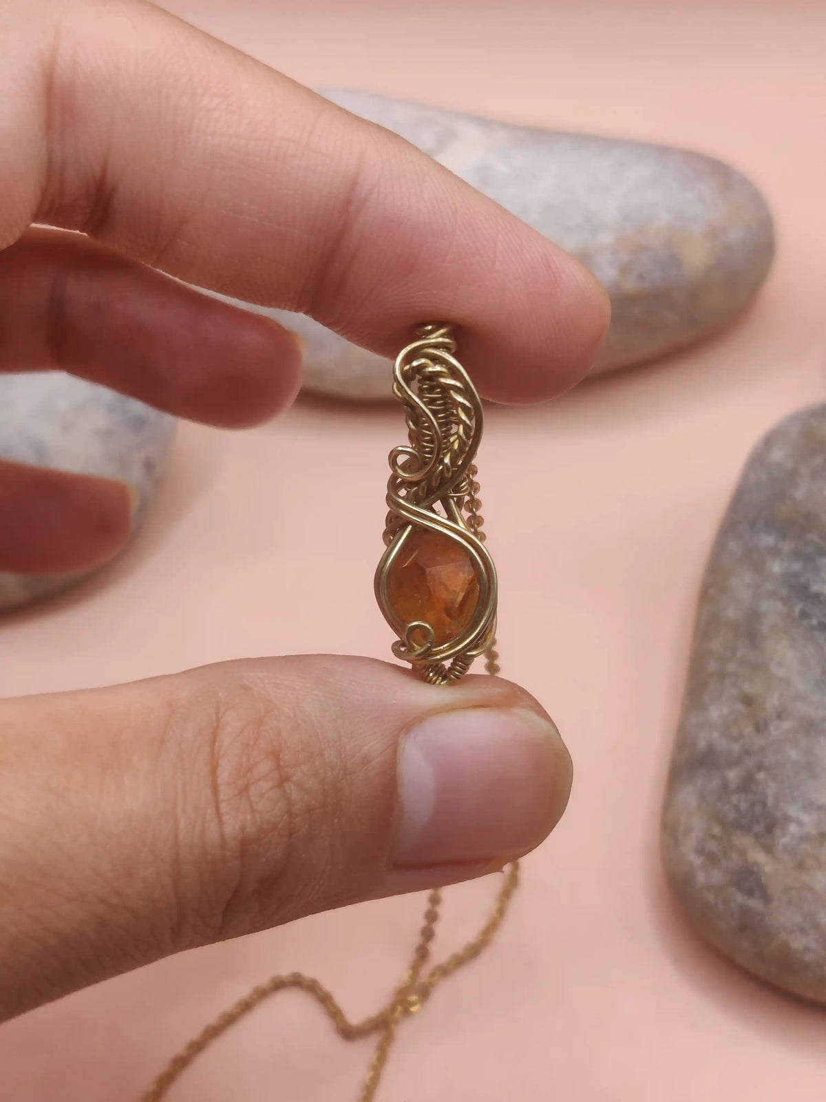 Aadhini - Raw Citrine Necklace 004