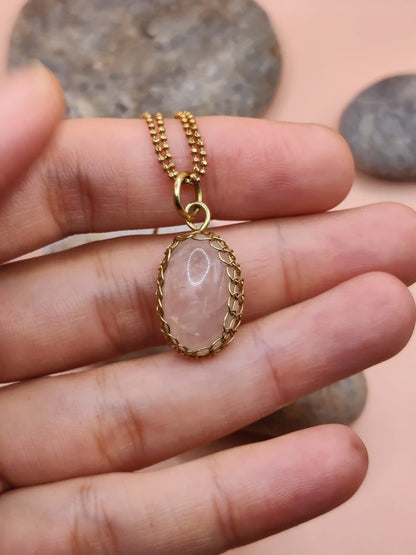 Meera – Rose Quartz Necklace – 003