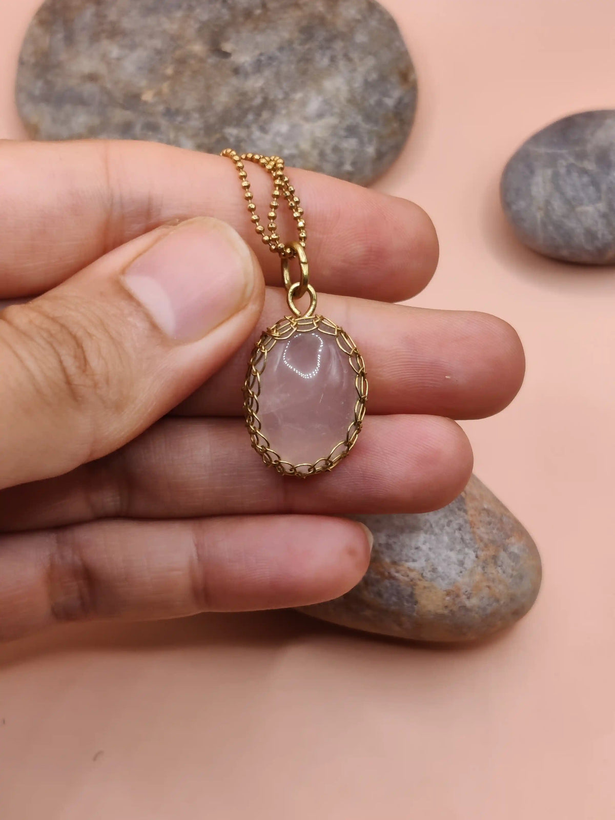Meera – Rose Quartz Necklace – 004