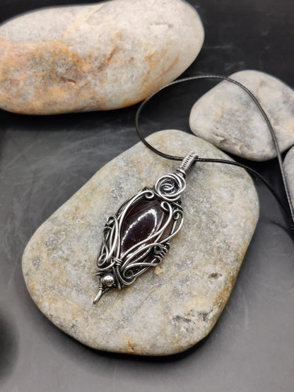 Paloma - Hessonite Garnet Silver Pendant