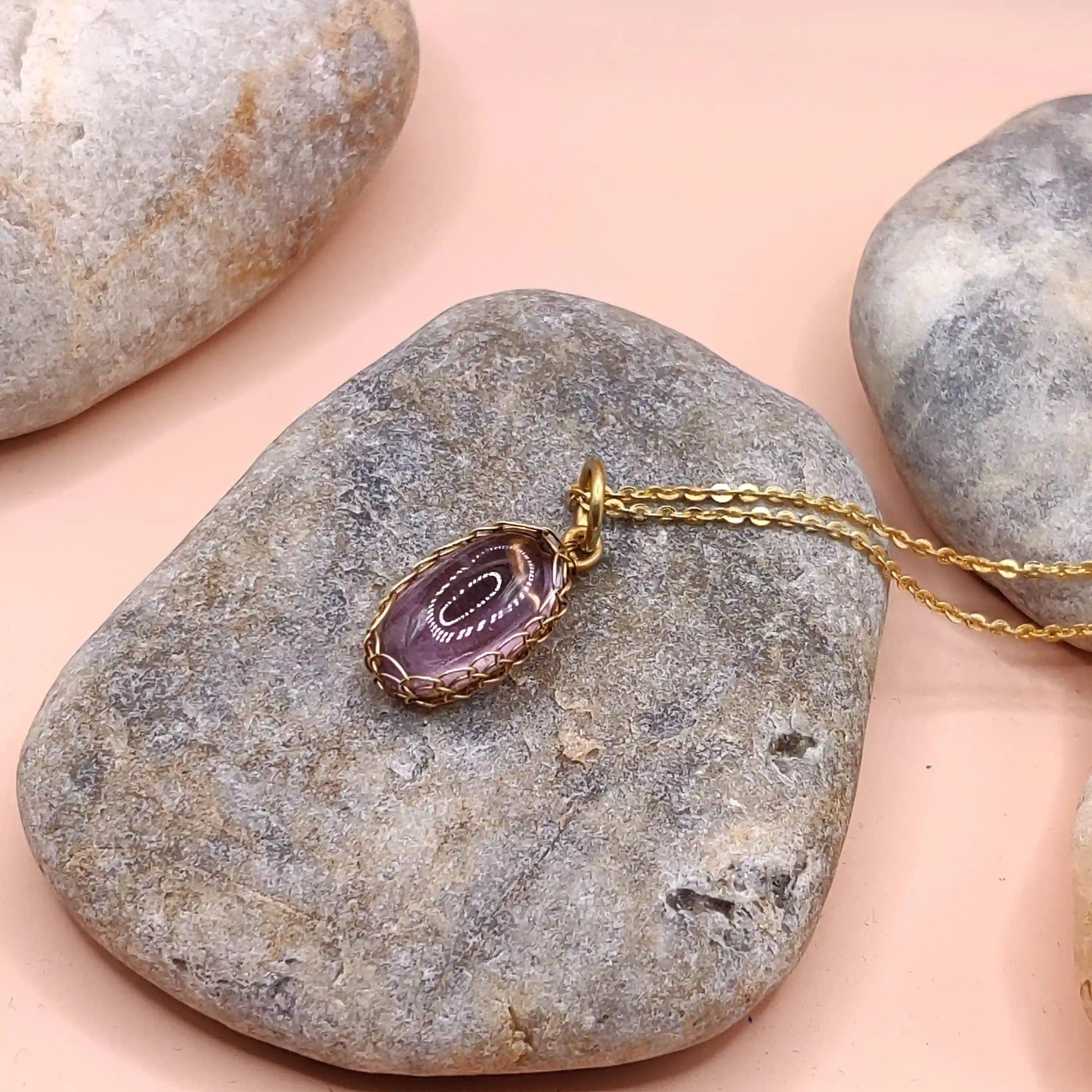 Meera – Lavender Amethyst Necklace – 001 SA2 By Sanguine Aura Handcrafted Jewellery. Healing benefits of Lavender Amethyst- Calm, Peace, Balance, Intuition, Creativity.