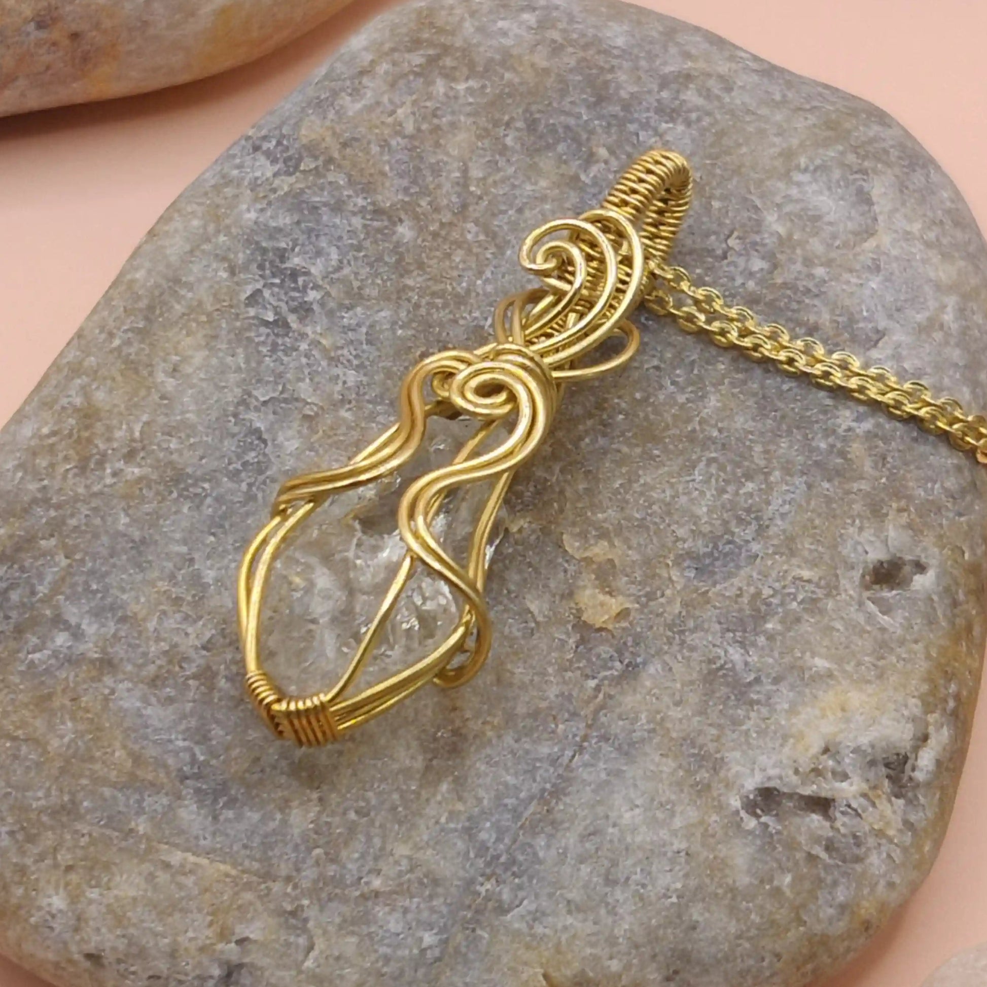 Niyati Prasiolite green amethyst pendant in brass 005 made by sanguine aura, India 