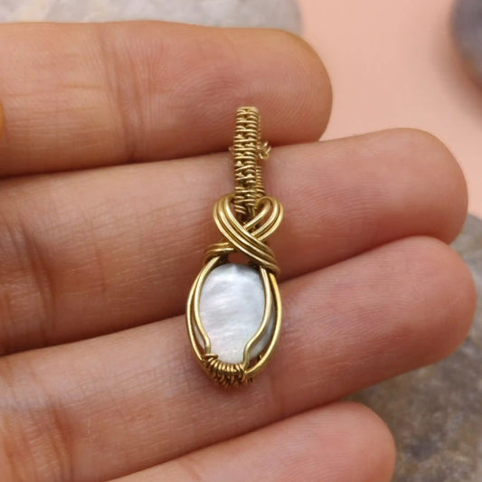 Niyati mother of pearl pendant 003 in brass made with sanguine aura handcrafted jewellery, India 