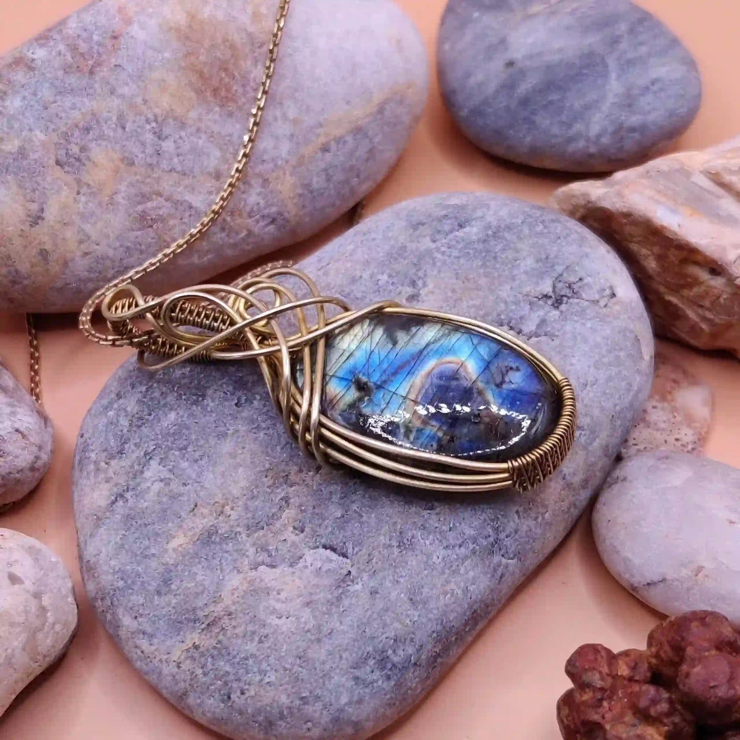 Sahana – Labradorite Necklace – 009 SA1 By Sanguine Aura Handcrafted Jewellery