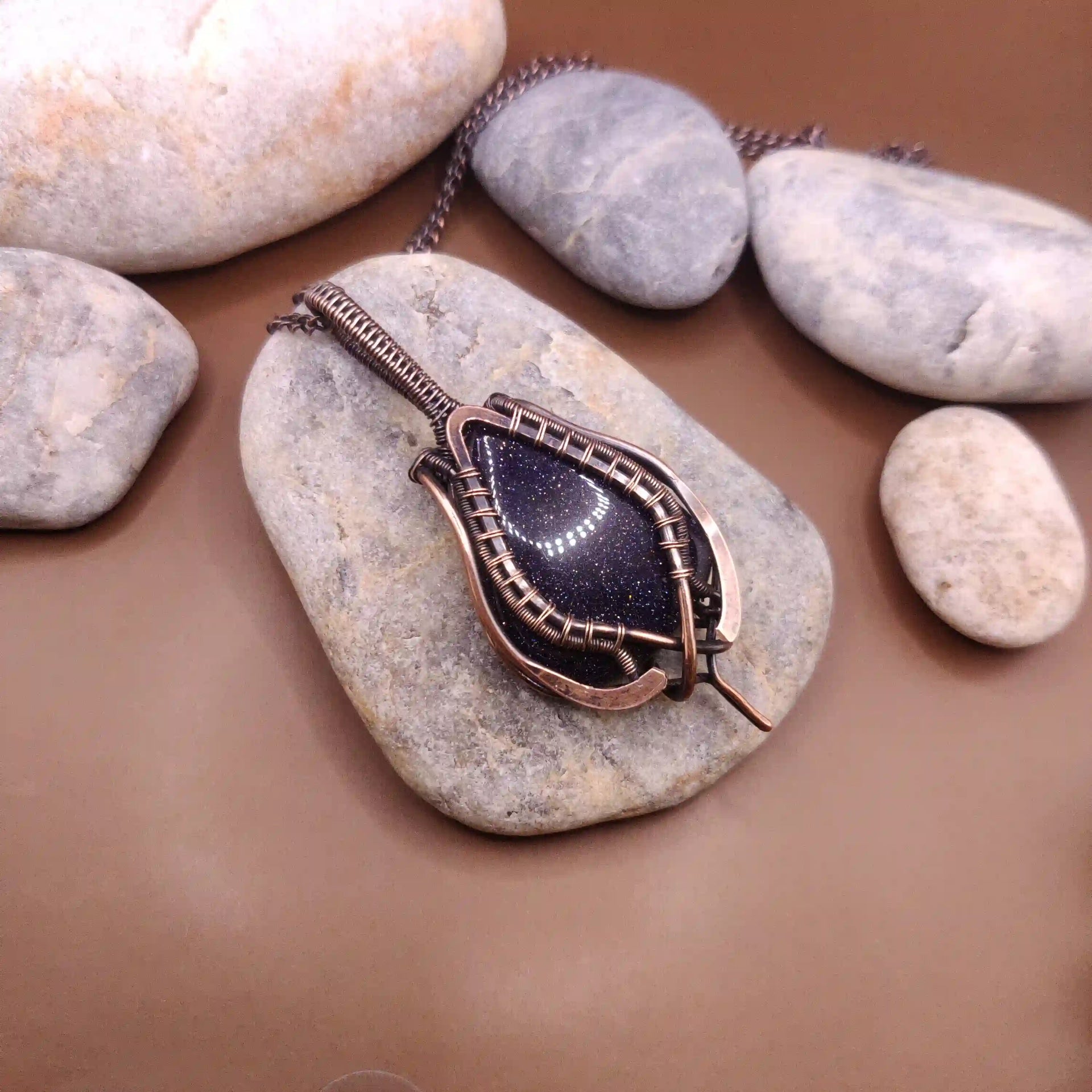Veena Sandstone Necklace 002 Sanguine Aura
